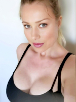 Sexy Momma Ava