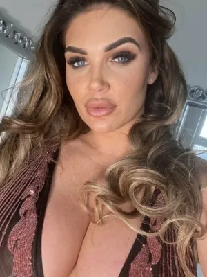 Curvy Sexy Step Mommy A Form Like Mortal Sin