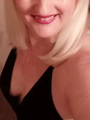 Mistress Ava Needs A New Toy