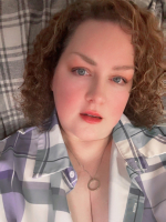 Yummy juicy sexty housewife